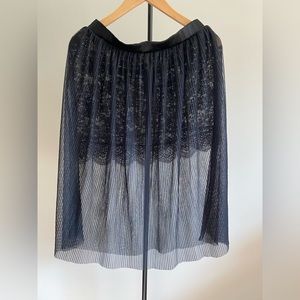 Victoria’s Secret Tulle Overlay Lace Pleated Midi Skirt - Black, Size XS
